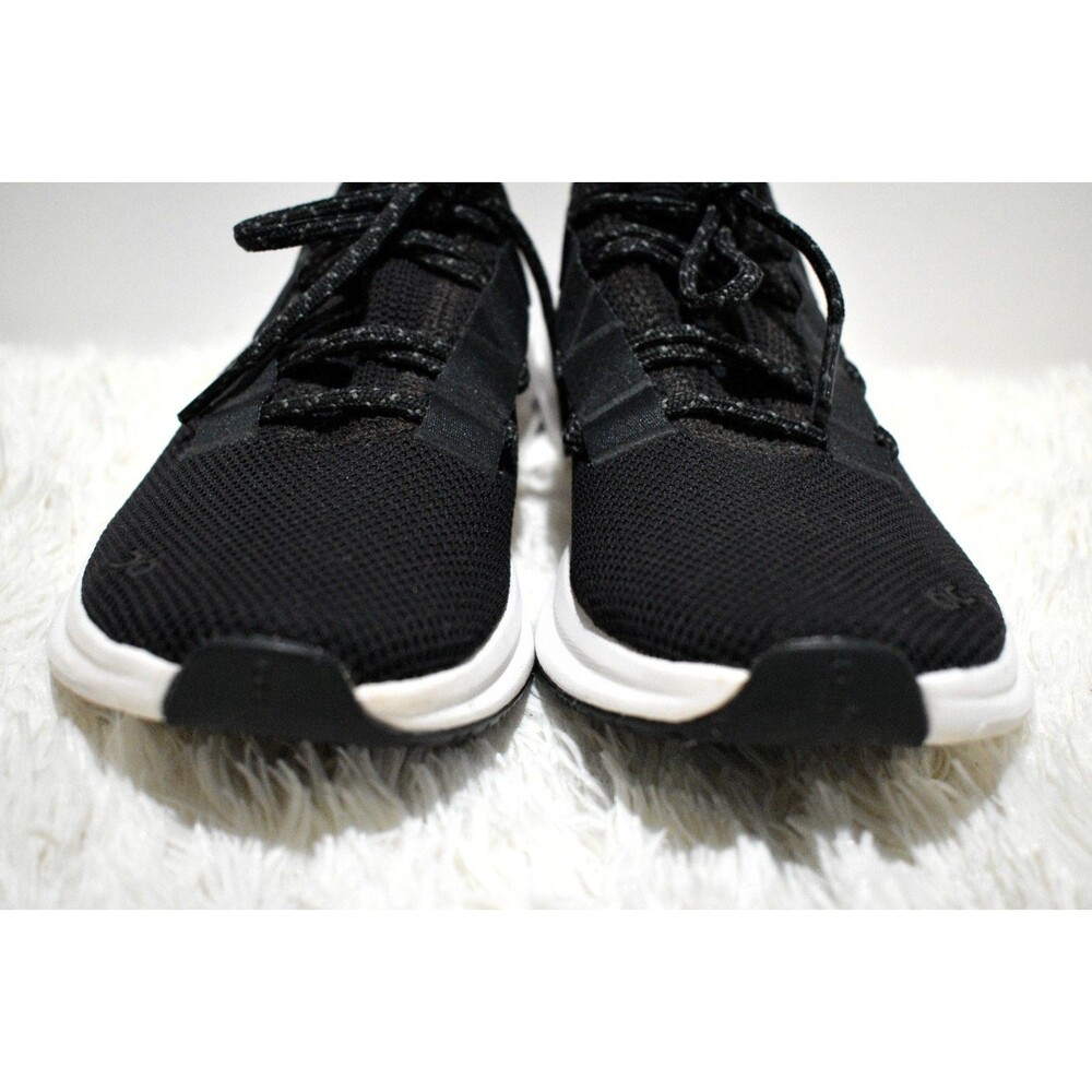 On Cloudeasy Womens Running Athletic Sneaker Black White 76.98441  US 8.5 EU 40 - Picture 4 of 16